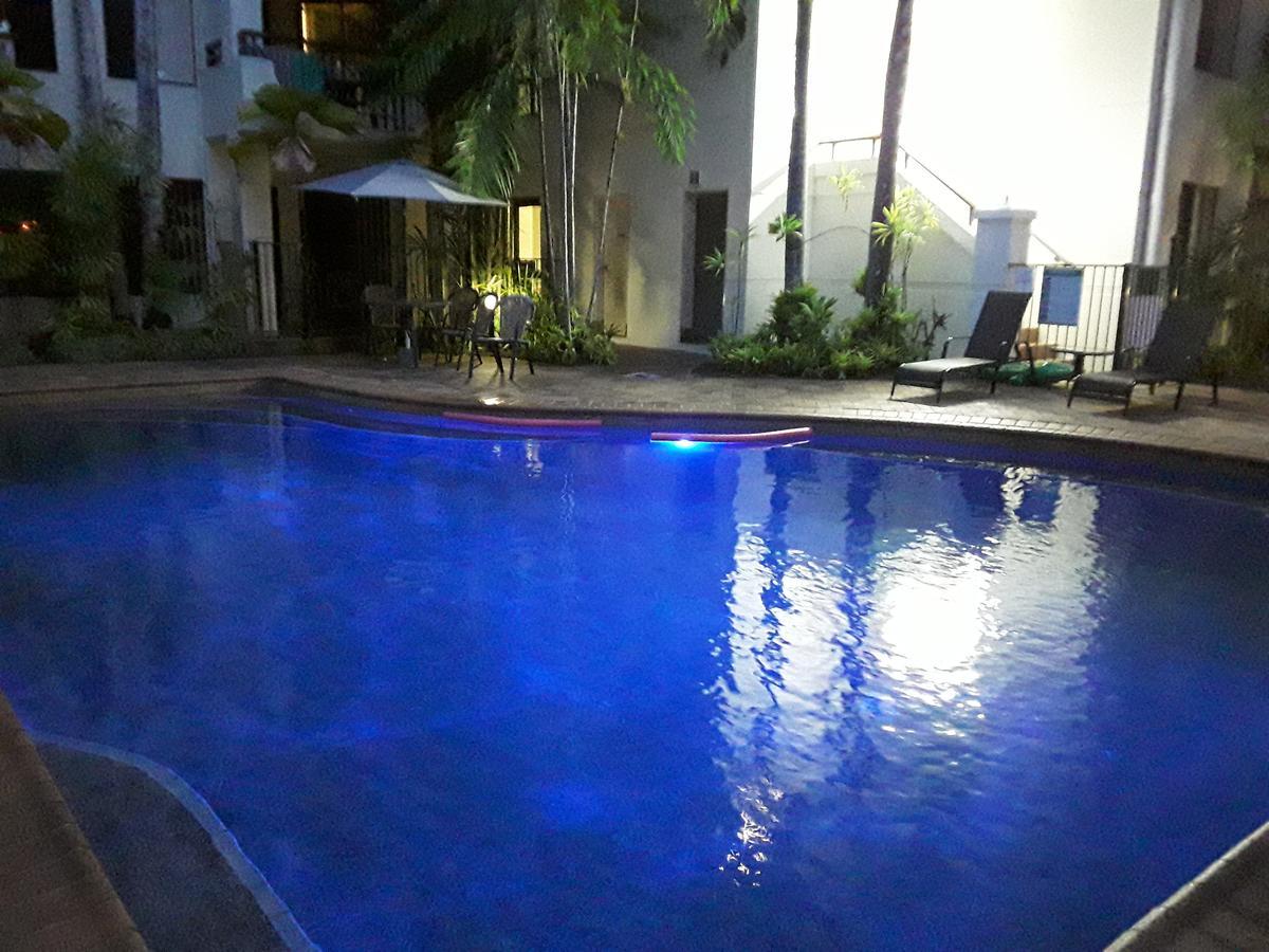 Casa Borghese Holiday Let Appartement Cairns Buitenkant foto